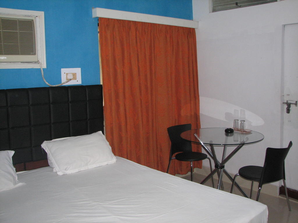 The Jagannath Hotel Kolkata Eksteriør bilde